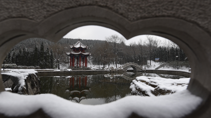 二等獎(jiǎng) 劉德強(qiáng)項(xiàng)目部 劉連生 三洞的景.JPG